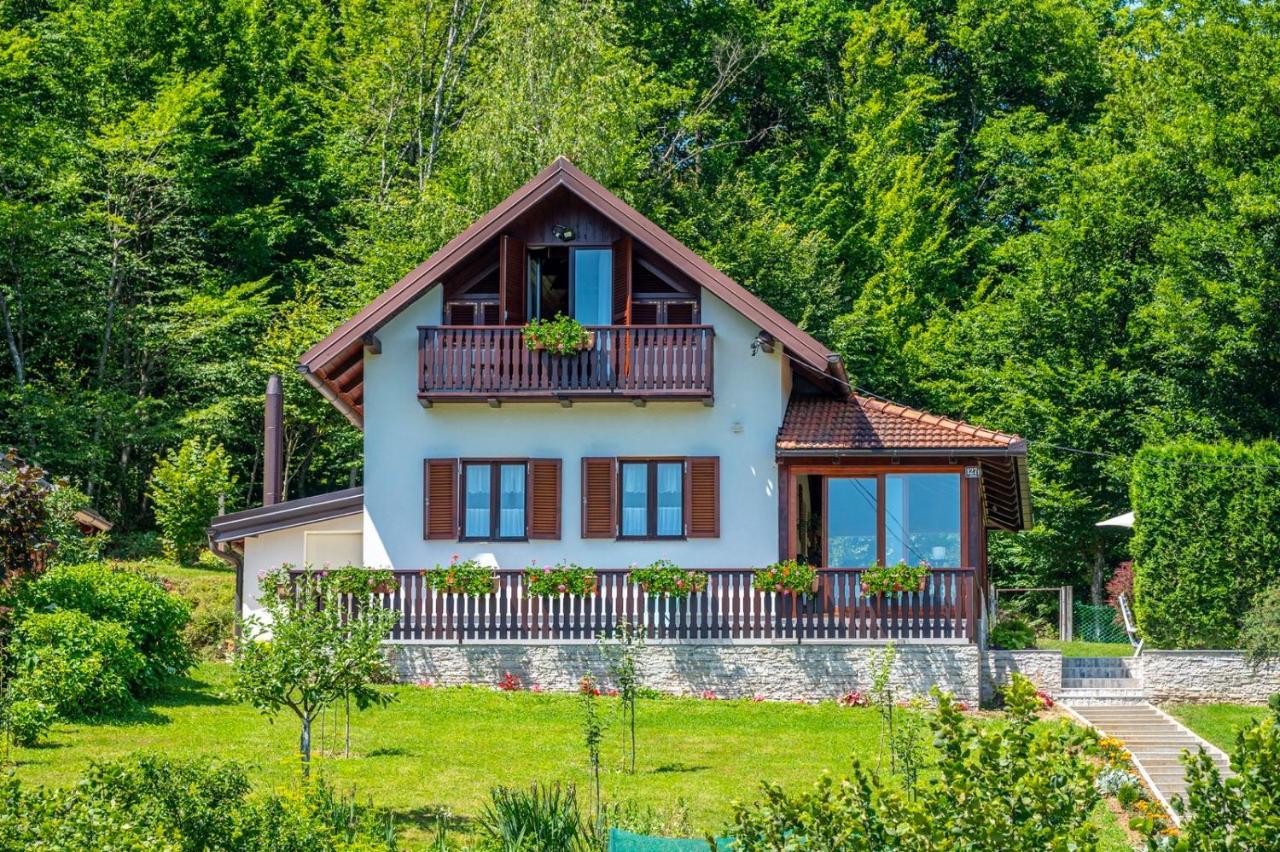 Holiday Home Mare Near River 卡尔洛瓦茨 外观 照片