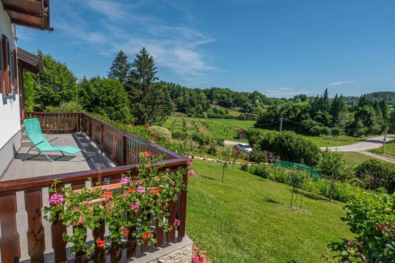Holiday Home Mare Near River 卡尔洛瓦茨 外观 照片